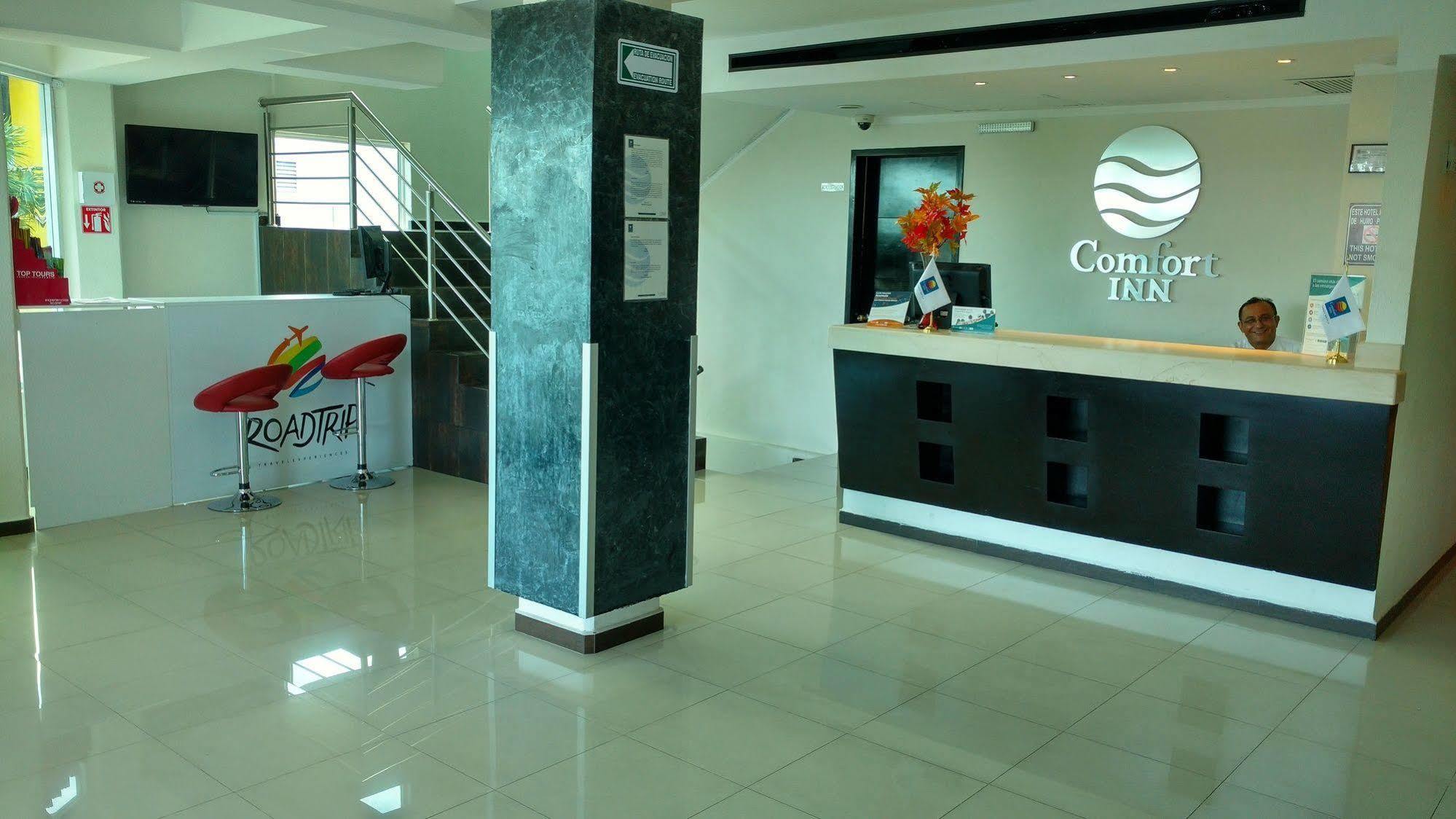 Comfort Inn Cancun Aeropuerto Zewnętrze zdjęcie